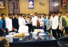 Rajasthan News: प्राचार्य कार्यालय में नहीं थी डॉ अंबेडकर की प्रतिमा, छात्रों में भेंट कर लगवाई