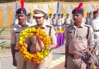 कर्त्तव्य की वेदी पर वीरगति को प्राप्त हुये पुलिस जवानों को श्रद्धा सुमन अर्पित किये गये