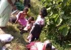 गजरौला में अनियंत्रित टेम्पो पलटा, 6 गंभीर घायल