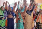 नियमित करने की मांग को लेकर आंगनबाड़ी कार्यकर्ताओं ने किया विरोध प्रदर्शन