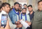 प्रिंसिपल को बर्खास्त की मांग को लेकर भीम आर्मी ने कलेक्टर के नाम SDM को सौंपा ज्ञापन