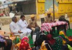 गाड़ियां लोहारों को पुलिस ने दिया सामाजिक बुराइयों दूर करने का संदेश