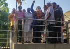 जाटव कल्याण बोर्ड गठित करने पर मिठाई वितरित कर खुशी मनाई