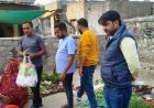 नगरपरिषद की टीम ने जालोर शहर में 25 किलो प्लास्टिक कैरी बैग्स को किया जब्त,  कपड़े की थैलियों का उपयोग करने के लिए दी गई हिदायत