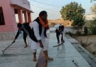 करौली : सपोटरा विधायक हंसराज मीणा ने हनुमान मंदिर में की सफाई, आमजन से सफाई हेतु की अपील