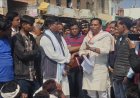 Karauli : अवैध बजरी से भरी ट्रैक्टर-ट्रॉली ने बाइक सवार युवक को कुचला, परिजन धरने पर बैठे, विधायक हंसराज मीणा की सहमति से धरना हुआ समाप्त