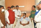 जयपुर: बहादुरी दिखाते हुए बैंक लूट की वारदात को नाकाम किया था कैशियर नरेन्द्र ने, मुख्यमंत्री भजनलाल शर्मा ने की मुलाकात