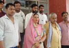 विधायक अनीता जाटव ने हिण्डौन सिटी के खारी नाले के पानी की समस्या को लेकर कलेक्टर को दिया ज्ञापन