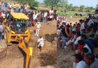 भरतपुर के रूपवास में चंबल पाइपलाइन के गड्ढे में ढाय गिरने से चार की मौत, 6 घायल