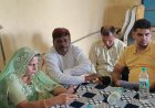 करौली : कांग्रेस नेता हुकुम मीणा पहुंची गांव गुरदह के शिविर में, ग्रामीणों से जानी कुशलक्षेम