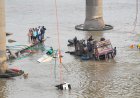 गुजरात में बड़ा हादसा: महिसागर नदी पर 43 साल पुराना पुल ढहा,अब तक 9 की मौत