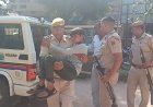 Karauli: अज्ञात वाहन ने मोटरसाइकिल को मारी टक्कर, थाना प्रभारी ने पहुंचाया अस्पताल