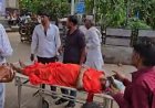 करौली में बड़ा हादसा: पानी की बोतल उठाते समय ड्राइवर का संतुलन बिगड़ा, श्रद्धालुओं से भरी ट्रैक्टर-ट्रॉली पलटी; 20 से अधिक घायल, 7 की हालत गंभीर