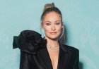 Olivia Wilde vs Gollum Memes: अपनी अजीब फोटो का ओलिविया वाइल्ड ने उड़ाया मजाक, ट्रोलर्स को जवाब देते हुए बताया 'फिश-आई लेंस' का कमाल