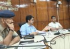करौली: कलेक्ट्रेट में साप्ताहिक समीक्षा बैठक संपन्न; बजट घोषणाओं में देरी पर कलक्टर सख्त, 2 अधिकारियों को नोटिस