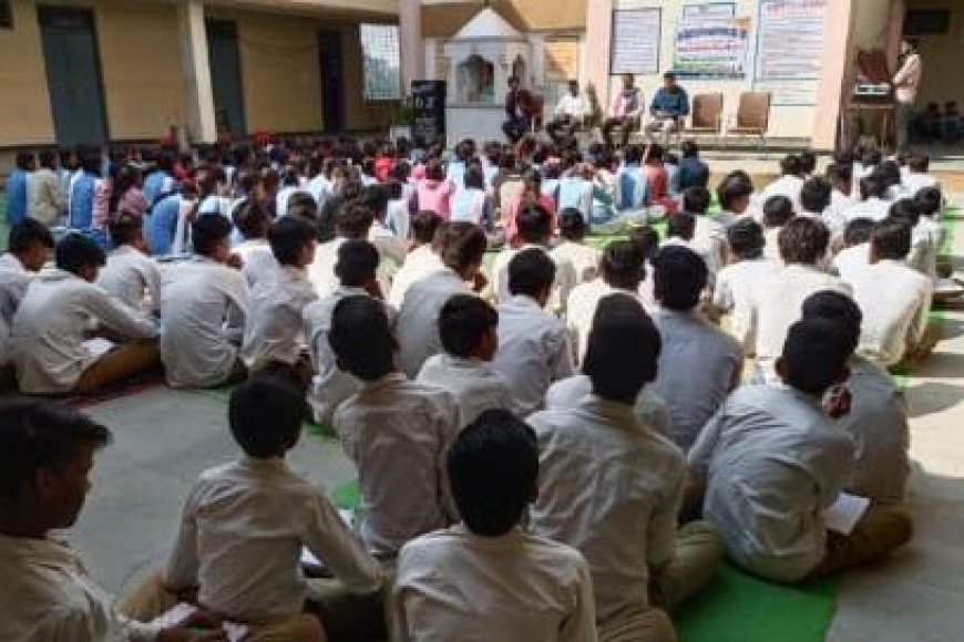 महिलाओं के विरूद्ध हिंसा और भेदभाव को समाप्त करने हेतु चलाये जा रहे अभियान