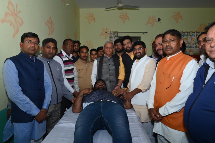 243 यूनिट ब्लड़ एकत्रित किया, 395 लोगो को निःशुल्क चश्मा, 820 लोगो ने लिया चिकित्सा परामर्श,  97 वृद्धजनो को शॉल ओढ़ाकर सम्मानित किया गया।
