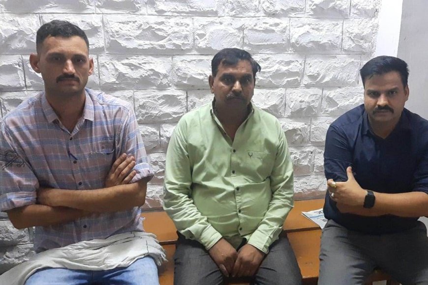 चित्तौड़गढ़ में थानाधिकारी, कानिस्टेबल एवं दलाल15 हजार रुपये रिश्वत लेते रंगे हाथों गिरफ्तार