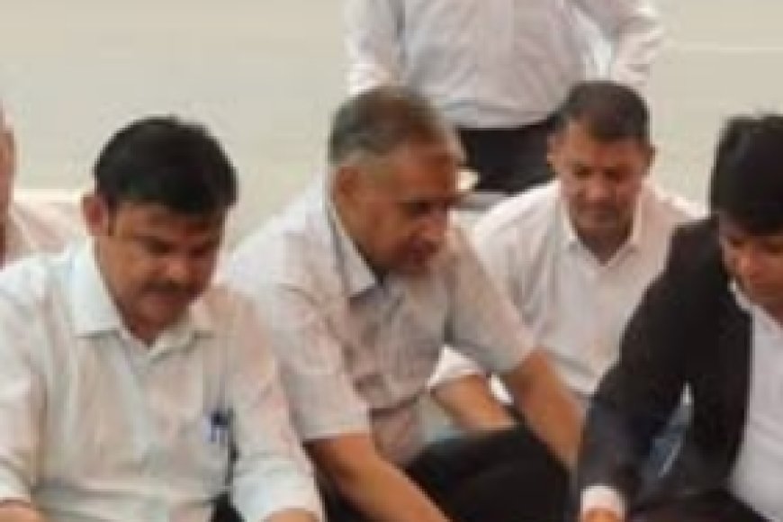 भरतपुर में अधिवक्ताओं का आंदोलन 23वें दिन भी जारी, न्यायिक अधिकारियों के स्थानांतरण की मांग