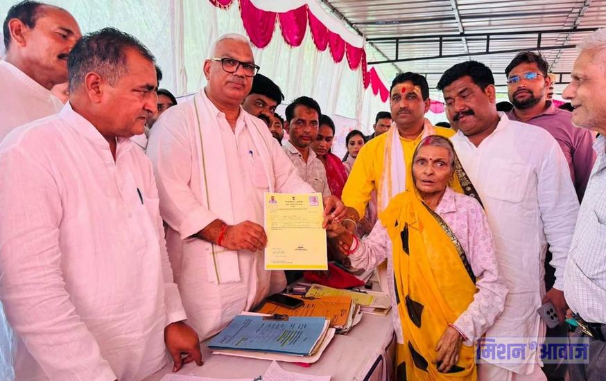 करौली: प्रभारी मंत्री जवाहर सिंह बेढम ने किया शहरी सेवा शिविर का औचक निरीक्षण, विधायक ने पेश की संवेदनशीलता की मिसाल