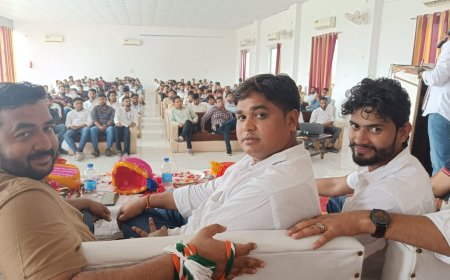 युवा कांग्रेस संभाग स्तरीय बैठक में करौली जिला अध्यक्ष ने सेकड़ो कार्यकर्ताओ के साथ लिया भाग