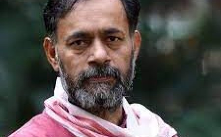 Yogendra Yadav का बयान बोले शीर्ष पदों पर बैठे लोग देश में जहर घोल रहे हैं