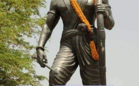 राणा पूंजा भील मूर्ति अनावरण हेतु सहयोग राशि सौपते हुए देते हुए भील समाज के लोग पिपली अहिरान