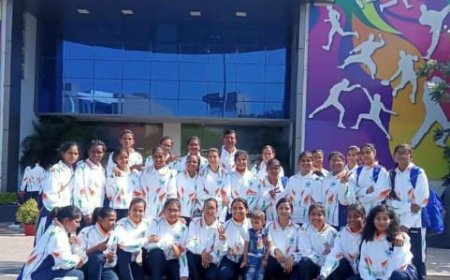 मॉ तुझे प्रणाम योजना अंतर्गत सागर जिले की 32 युवतियॉ आज भोपाल से देश की अंतर्राष्ट्रीय सीमा बार्डर के लिए हुई रवाना