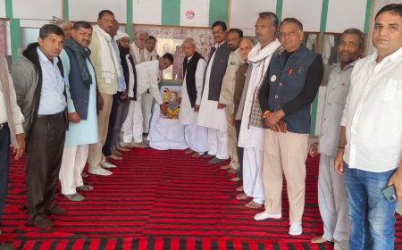 विधायक आवास पर मनाई भारत की प्रथम महिला प्रधानमंत्री इंदिरा गांधी की जयंती