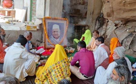 ध्रुव घटा आश्रम में धार्मिक कार्यक्रम आयोजित, भंडारे में उमड़ा जनसैलाब