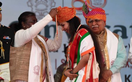 राष्ट्रपति द्रौपदी मुर्मू राष्ट्रीय प्रौद्योगिकी संस्थान, कुरुक्षेत्र के 18वें दीक्षांत समारोह में शामिल हुईं