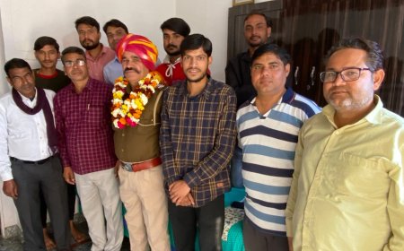कॉलोनीवासियों ने रखा एसआई संपत सिंह का विदाई समारोह