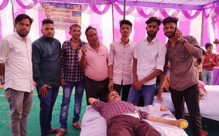 बाबा साहब डॉ अम्बेडकर जी की जयंती पर किया रक्तदान, रक्तदाताओं को दिया हेलमेट का उपहार