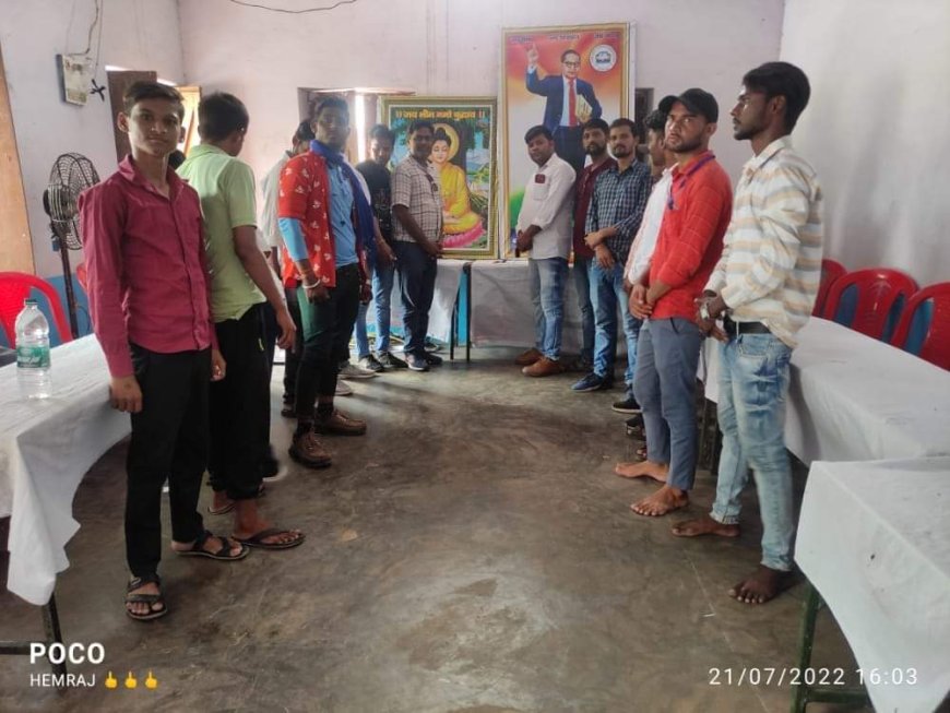 भीम आर्मी के 7वें स्थापना दिवस के उपलक्ष्य में सरकारी कार्यालयों में भेंट की बाबा साहब की प्रतिमा