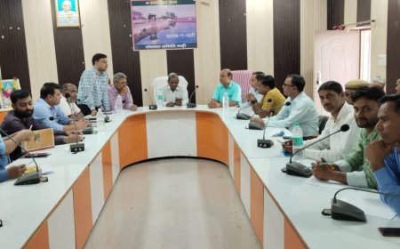 Dhaulpur: स्वतंत्रता दिवस को लेकर उपखंड अधिकारी गिरधर सिंह मीणा ने बुलाई उपखंड स्तरीय बैठक