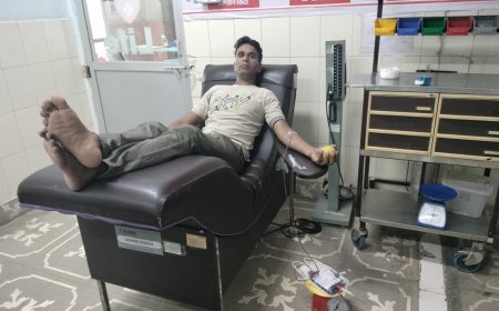 राजस्थान पुलिस के जवान ने डिलेवरी पेसेंट को रक्तदान कर बचाई मरीज़ की जान
