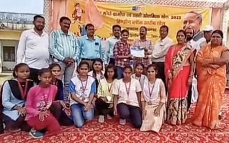 फुटबॉल महिला वर्ग में सूरोठ की टीम बनी चैंपियन, फाइनल मैच में सूरौठ ने जगर को हराया