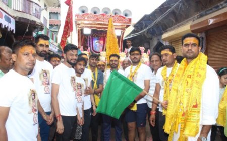 खाटूश्यामजी के लिए डाक निशान यात्रा को रविन्द्र मीना ने दिखाई हरी झंडी