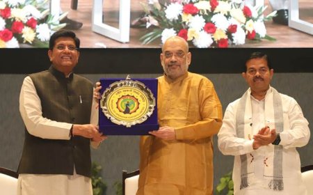 केंद्रीय गृह एवं सहकारिता मंत्री अमित शाह ने  नई दिल्ली में राष्ट्रीय सहकारी निर्यात लिमिटेड (NCEL) द्वारा आयोजित 'सहकारी निर्यात पर राष्ट्रीय संगोष्ठी' को संबोधित किया