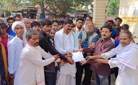 Karauli: चुनावी रंजिश को लेकर दो पक्षों में विवाद, गांव की जाटव बस्ती में भय का माहौल, हिंडौन में रैली निकाल कर एसडीएम को सौंपा ज्ञापन