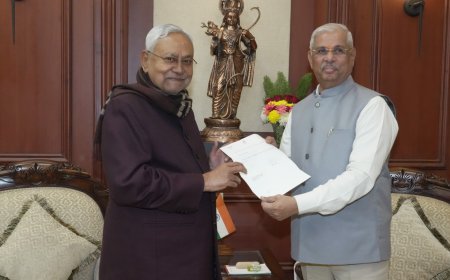 Nitish Kumar Resigns: नीतीश कुमार ने सीएम पद से दिया इस्तीफा, आज ही BJP के साथ बनाएंगे नई सरकार