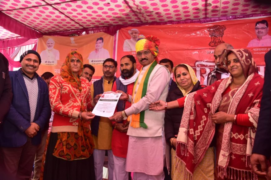 उप मुख्यमंत्री डॉ. प्रेमचन्द बैरवा ने लदाना व बिचुन में विकसित भारत संकल्प यात्रा शिविर का किया निरीक्षण
