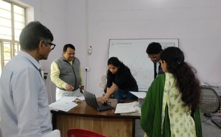 Bharatpur: प्रमुख शासन सचिव ने किया विकास कार्यों एवं प्रस्तावित परियोजनाओं का निरीक्षण