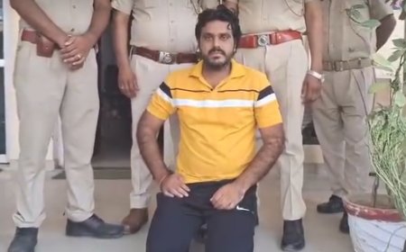 करौली : हत्या के मामले में फरार 40 हजार का इनामी बदमाश योगेंद्र गुर्जर गिरफ्तार, देहरादून से किया गिरफ्तार