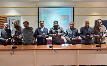 जीवित मनुष्य की तरह बर्ताव करती है कविता की परछाई: मनमीत