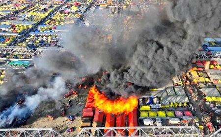 Mahakumbh 2025 : महाकुंभ में पहुंचे 8.3 करोड़ लोग , मेला में लगी आग, लाखों के नोट जले