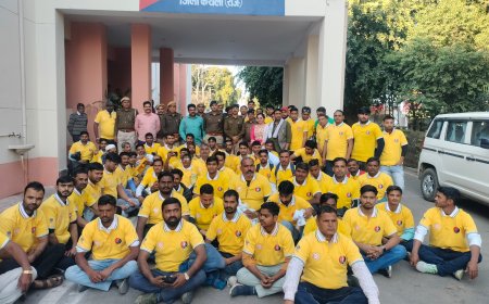 करौली जिला पुलिस थानों के करीब 300 से अधिक पुलिस मित्रों को वितरित हुई टी शर्ट