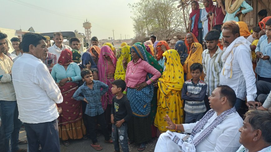करौली : गांव गुरदह की महिलाओं ने विधायक को पानी की समस्या से कराया अवगत