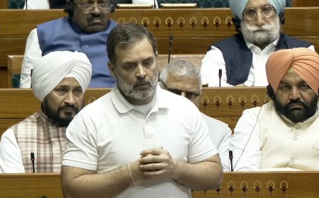 महाकुंभ हादसा: मृतकों की संख्या को लेकर सियासी घमासान, विपक्ष ने फिर उठाए सरकार पर सवाल