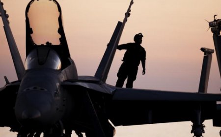 इजराइल ने ईरान के 100 ठिकानों पर 330 बम गिराए: नतांज लैबोरेट्री क्यों बनी हमले का केंद्र?